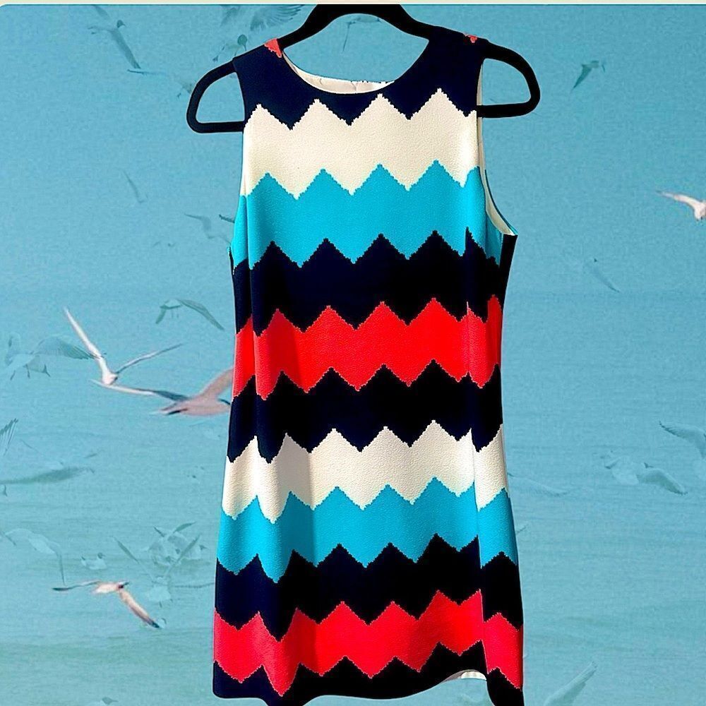 Necessary Objects Chevron Mini Dress XS Polyester Spandex - Picture 6 of 9